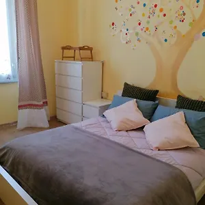 Appartamento La Volpe Gialla, Savona